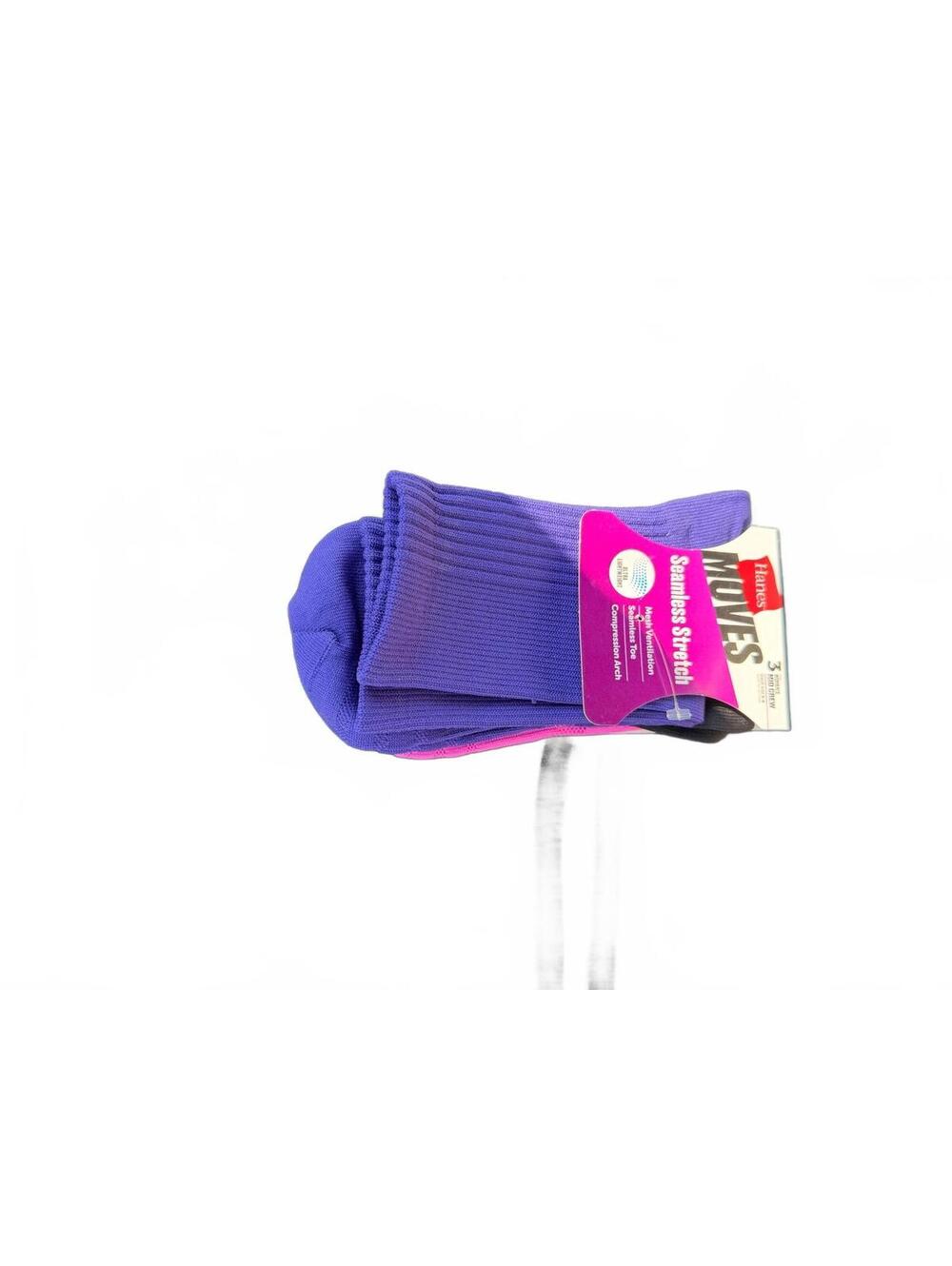Hanes Women's Seamless Stretch Socks 3-Pack
